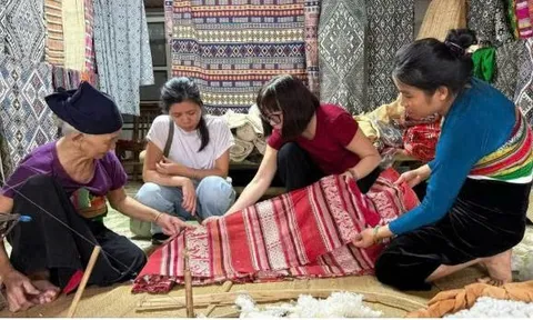 Bản sắc Việt trong dòng chảy thiết kế sáng tạo