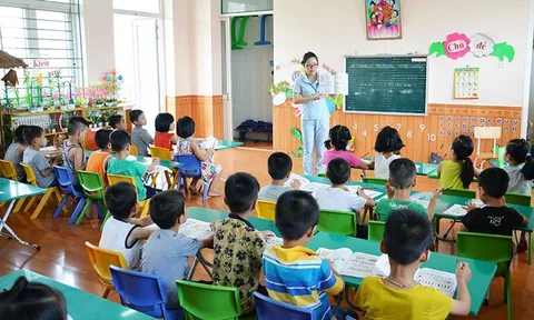 Trẻ em thuộc đối tượng phổ cập giáo dục mầm non cho trẻ 5-6 tuổi được miễn, giảm, hỗ trợ học phí