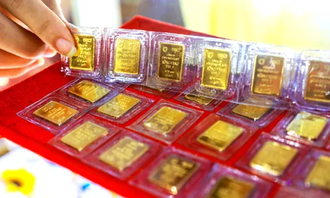 Giá vàng hôm nay (17-9): Vàng trong nước bật tăng, vàng thế giới giảm