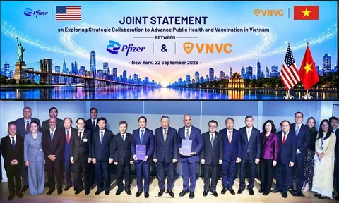VNVC và Pfizer trao văn kiện hợp tác tại Mỹ, tăng cường năng lực y tế cho Việt Nam