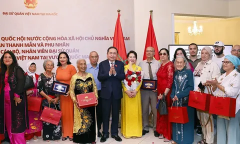Quy định mới về chế độ, chính sách đối với thành viên cơ quan Việt Nam ở nước ngoài