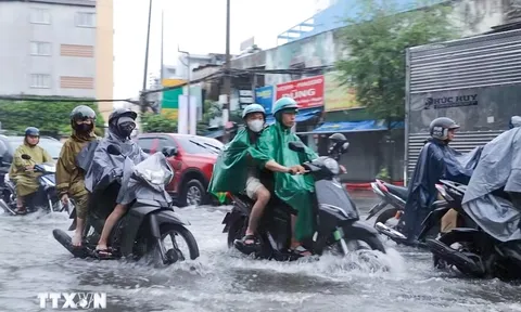 Thời tiết hôm nay (26-9): Trung Bộ và Nam Bộ có mưa dông