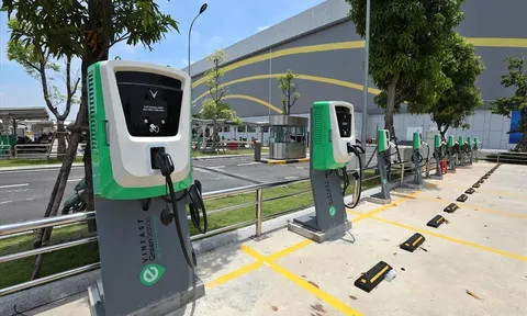 Ban hành quy chuẩn kỹ thuật quốc gia về trụ sạc, trạm sạc xe điện
