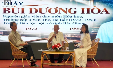 Thế hệ trẻ Thủ đô tìm về ký ức những lớp học thời chiến