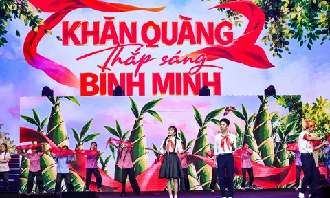 Rực rỡ sắc màu chương trình nghệ thuật “Chắp cánh tuổi thơ”