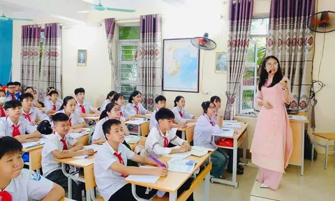 Bảo đảm điều kiện thực chất để thực hiện giáo dục bắt buộc