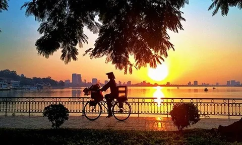 Thời tiết hôm nay (20-10): Bắc Bộ ngày nắng, Nam Bộ có mưa dông