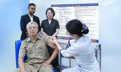Lần đầu tiên Việt Nam triển khai vaccine cúm liều cao chuyên biệt cho người cao tuổi