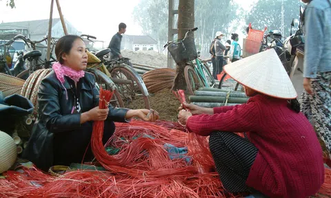 Về làng nghề mây tre đan Tăng Tiến