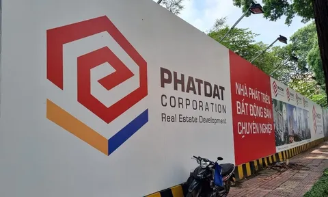 Cổ phiếu giảm sàn 10 phiên liên tiếp, Phát Đạt giải trình là do tác động của công ty chứng khoán