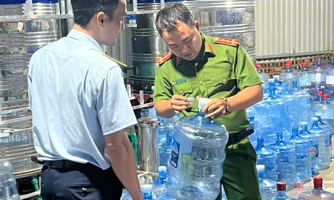 Triệt phá Xưởng Sản xuất Nước Lavie Giả