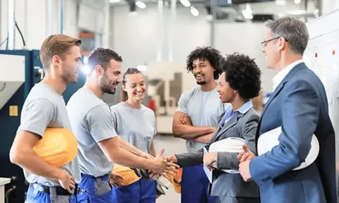 "Lỗ hổng" 82 tỷ Euro: Khi những ngày nghỉ ốm kéo lùi nền kinh tế Đức