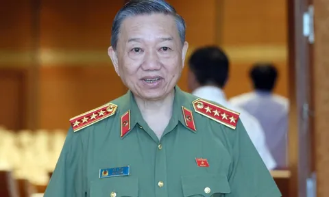 Bộ trưởng Tô Lâm: Không có chủ trương thu hộ khẩu giấy của người dân