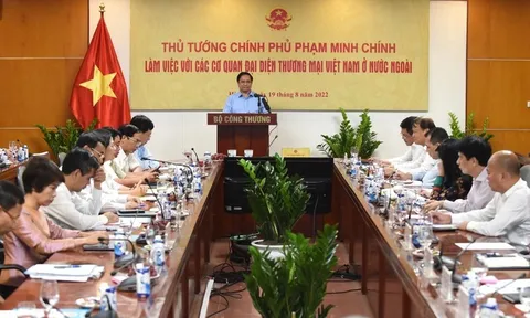 Thủ tướng làm việc với hệ thống thương vụ Việt Nam tại 176 thị trường nước ngoài