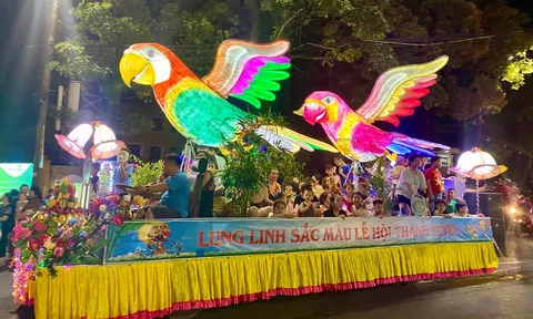 [Ảnh] Không khí "Trung thu sớm" ở Tuyên Quang