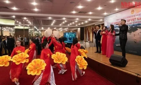 Long trọng kỷ niệm 77 năm Quốc khánh 2/9 tại Nga