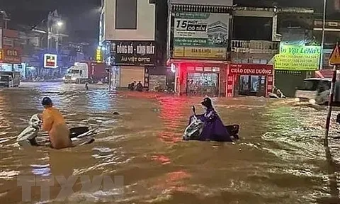 Bắc Bộ và Trung Bộ mưa lớn, chủ động ứng phó ngập lụt và sạt lở đất