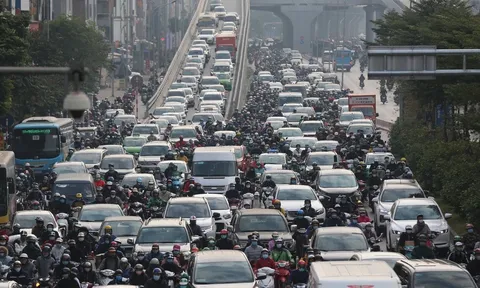 Ùn tắc giao thông Hà Nội: Khi hạ tầng tỷ lệ nghịch gia tăng xe cá nhân