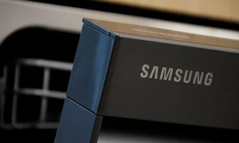 Samsung duy trì vị thế nhà sản xuất chip lớn nhất thế giới