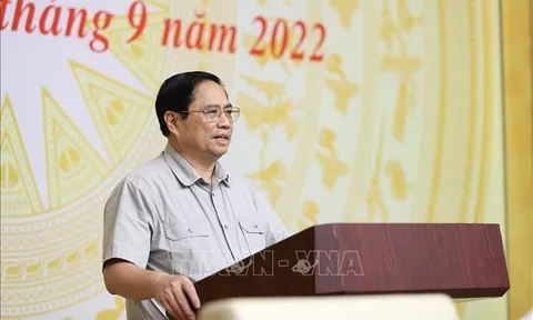 Thủ tướng chủ trì phiên họp Chính phủ chuyên đề xây dựng pháp luật