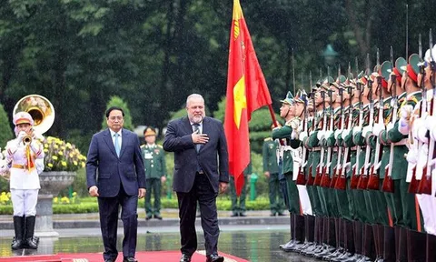 Thủ tướng chủ trì lễ đón Thủ tướng Cuba thăm hữu nghị chính thức VN