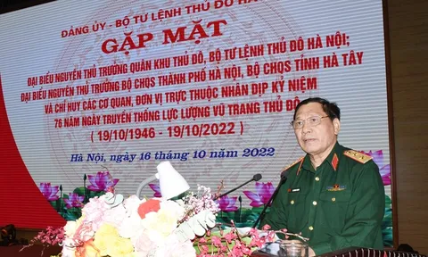 Gặp mặt nhân dịp Kỷ niệm 76 năm Ngày truyền thống LLVT Thủ đô