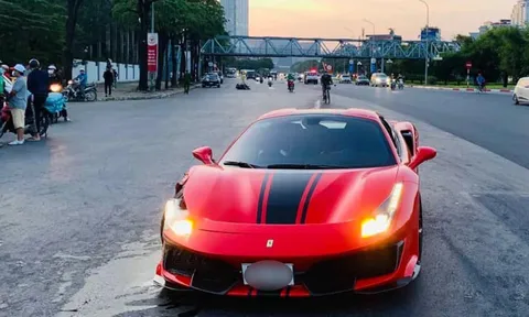 Thông tin về vụ ô tô Ferrari đâm xe máy làm 1 người tử vong