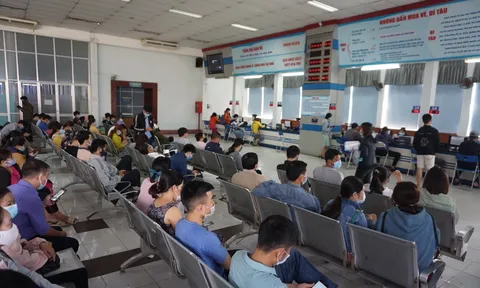 Ngành Đường sắt bổ sung thêm 3.000 vé tàu đi miền Trung trong dịp Tết