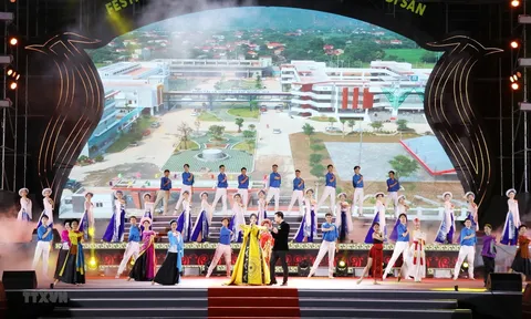 Khai mạc Festival Tràng An kết nối di sản-Ninh Bình năm 2022