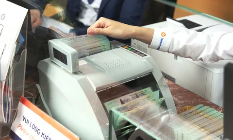 Lãi suất huy động hạ nhiệt, ngân hàng rục rịch giảm lãi cho vay