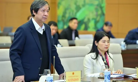 Bảo đảm chất lượng giáo viên theo yêu cầu chương trình giáo dục mới