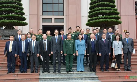 Các đại sứ góp phần thúc đẩy hợp tác quốc phòng giữa Việt Nam với các nước