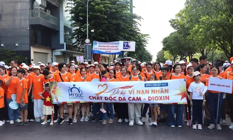 TP.HCM: Hàng ngàn người đi bộ đồng hành vì nạn nhân chất độc da cam
