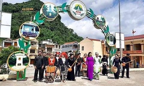 Tăng kết nối các điểm đến du lịch về nguồn
