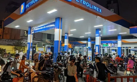 Thủ tướng yêu cầu bộ trưởng Công Thương giải quyết dứt điểm tình trạng thiếu xăng dầu cục bộ