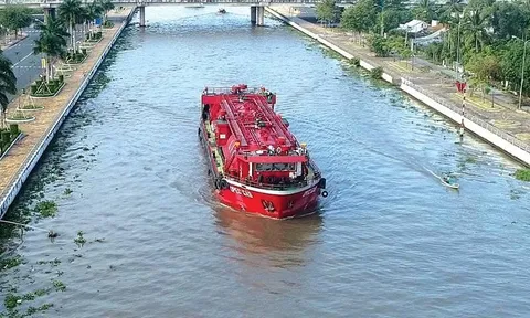 Nhiều chính sách khuyến khích phát triển giao thông vận tải đường thủy nội địa