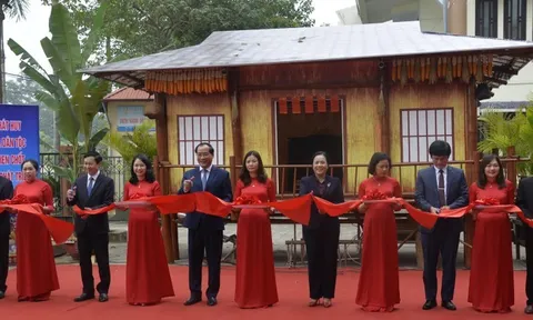 Triển lãm trình diễn di sản văn hóa các dân tộc Tày, Nùng, Dao... ở Lạng Sơn