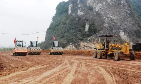 Khởi công 12 dự án cao tốc Bắc-Nam đúng ngày Tết Dương lịch 2023