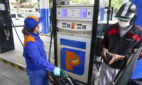 Petrolimex thực hiện các giải pháp để đảm bảo cung ứng xăng dầu