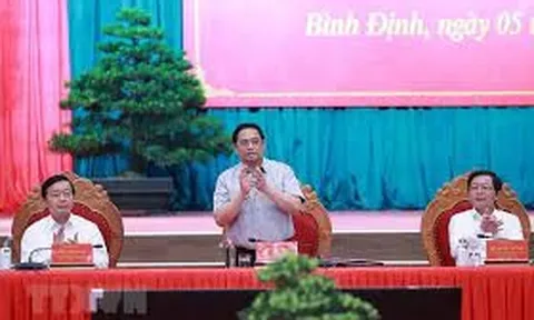 Thủ tướng Phạm Minh Chính làm việc với Ban Thường vụ Tỉnh ủy Bình Định