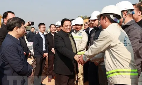 Yêu cầu các nhà thầu, tư vấn giám sát tăng cường trách nhiệm, kiểm tra, giám sát