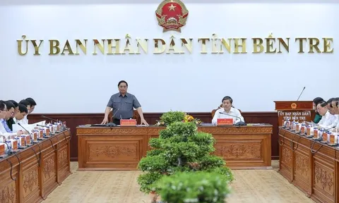 Thủ tướng làm việc với Ban Thường vụ Tỉnh ủy Bến Tre