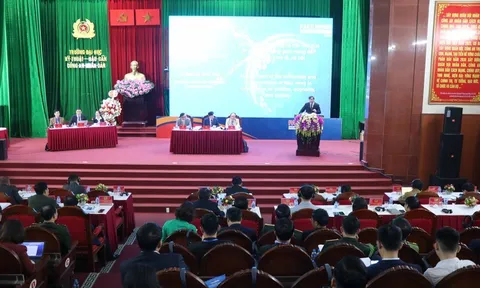 Ngăn chặn, xử lý tin giả trên không gian mạng - Lý luận và thực tiễn