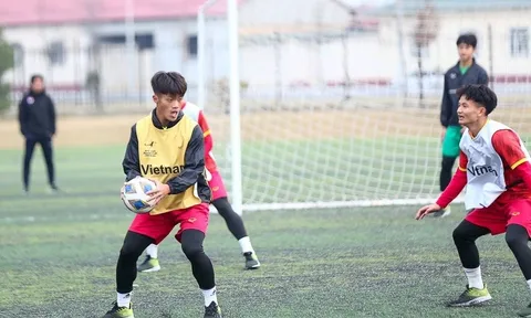 U20 Việt Nam tập lạ, không cầu hòa U20 Iran