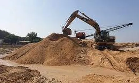 Phó Thủ tướng yêu cầu báo cáo tình trạng thiếu cát ở miền Trung và Tây Nam Bộ