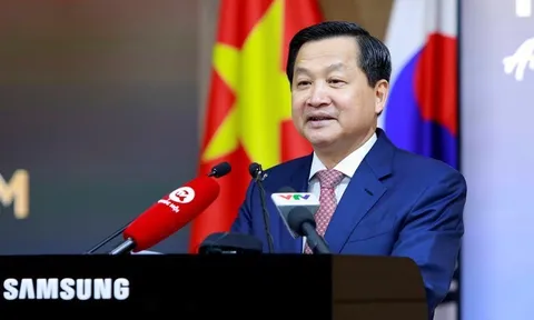 Phó Thủ tướng Lê Minh Khái dự Lễ kỷ niệm 10 năm thành lập Công ty TNHH Điện tử Samsung Việt Nam Thái Nguyên