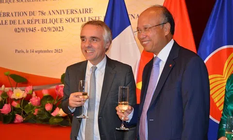Lễ kỷ niệm 78 năm Quốc khánh Việt Nam tại thủ đô Paris