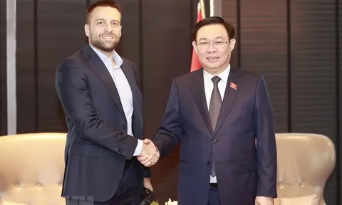 Hoạt động của Chủ tịch Quốc hội Vương Đình Huệ tại Bulgaria ngày 25/9