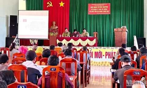 Đa dạng các hình thức tuyên truyền tại Khu bảo tồn thiên nhiên Nam Nung