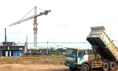 Xử phạt công ty xây dựng không phép trong Khu công nghiệp công nghệ cao Long Thành
